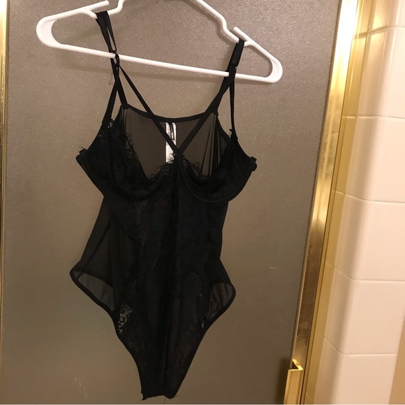 Fashion Nova Tops - Fashion Nova Sexy Black Lace Bodysuit Size XL✨